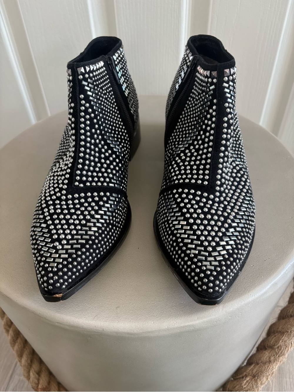 Paolo | Black Ankle Boots Studded Design | sz 9.5 | lightweight & flexible